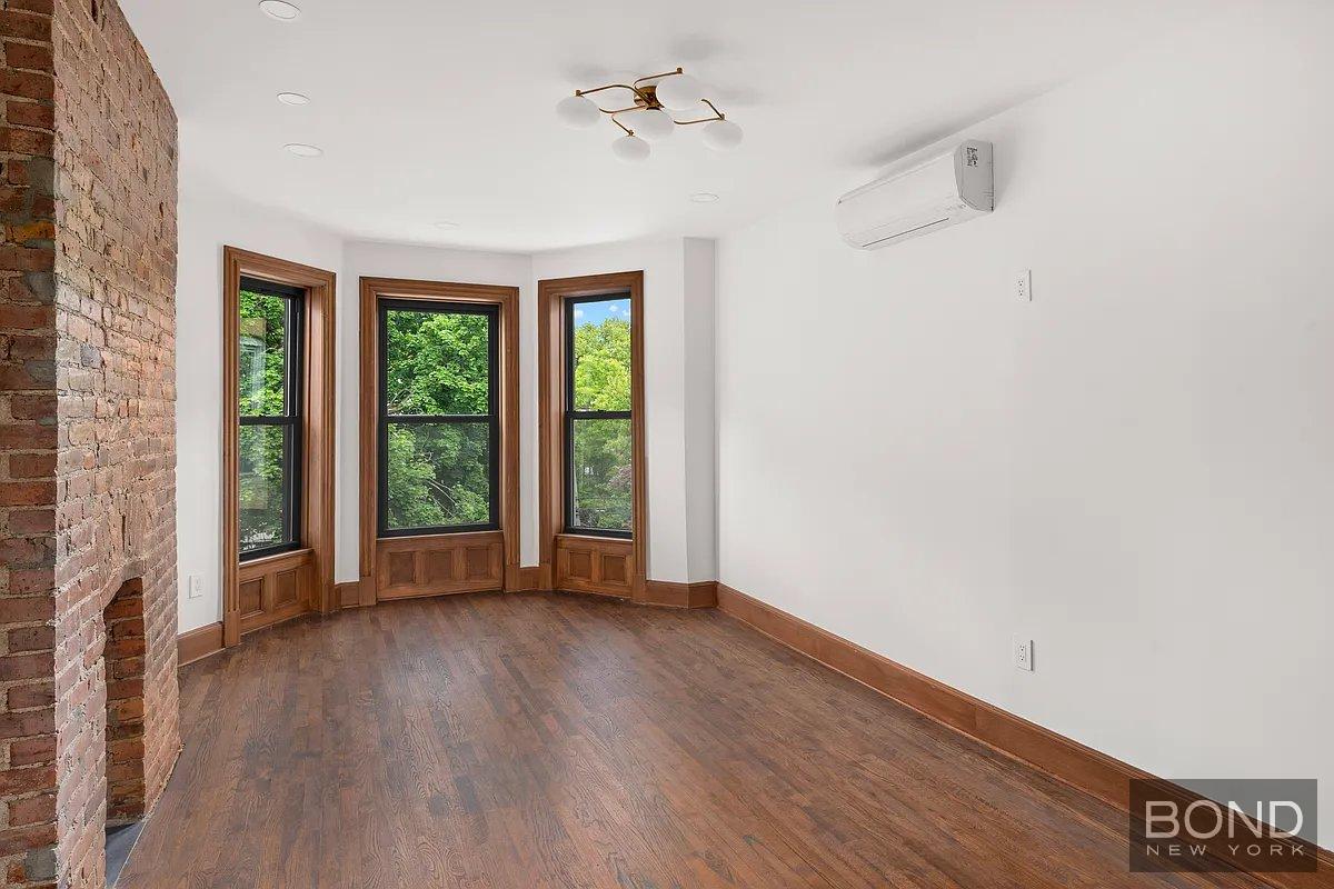 1137 Park Place Crown Heights Brooklyn NY 11213