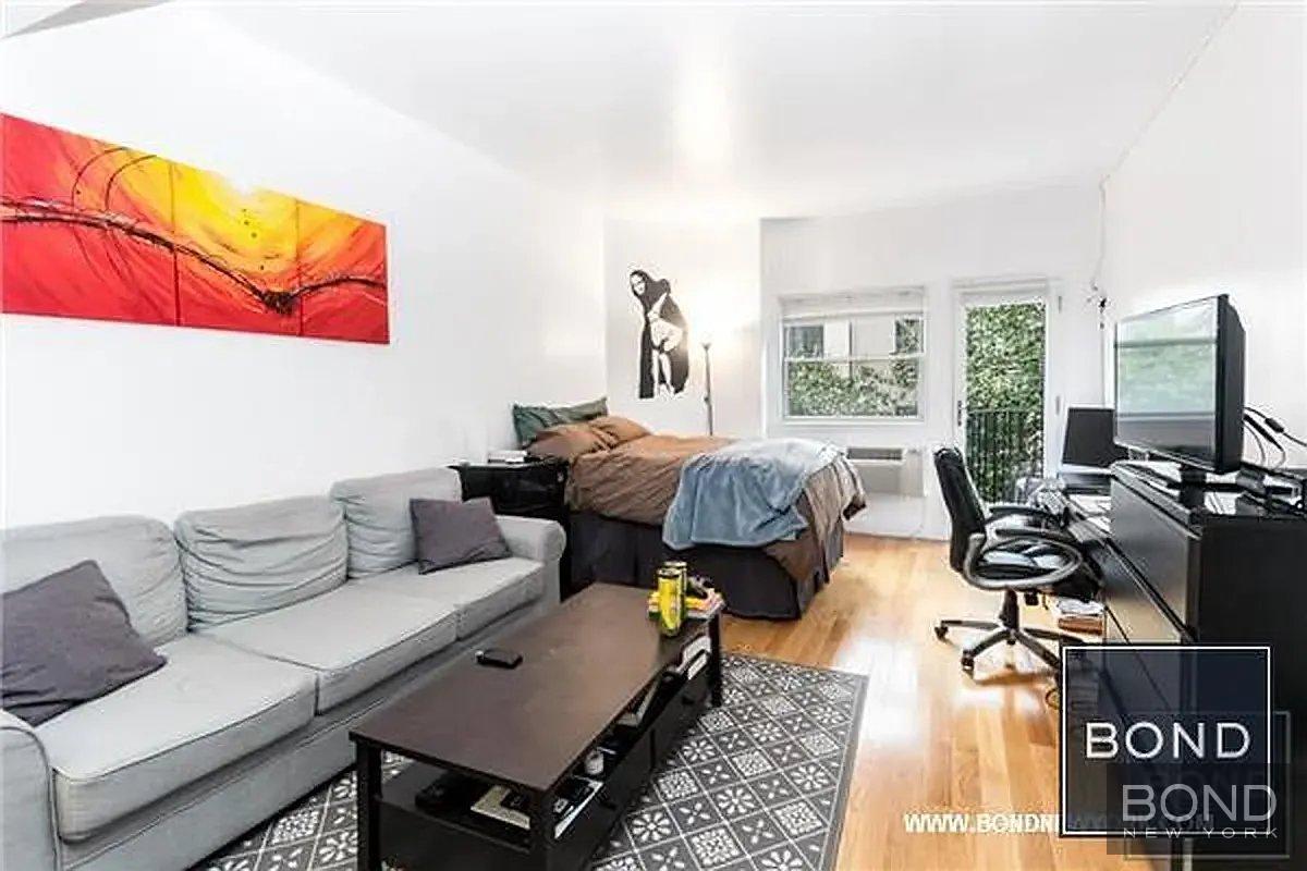 211 Thompson Street 3C Greenwich Village New York NY 10012