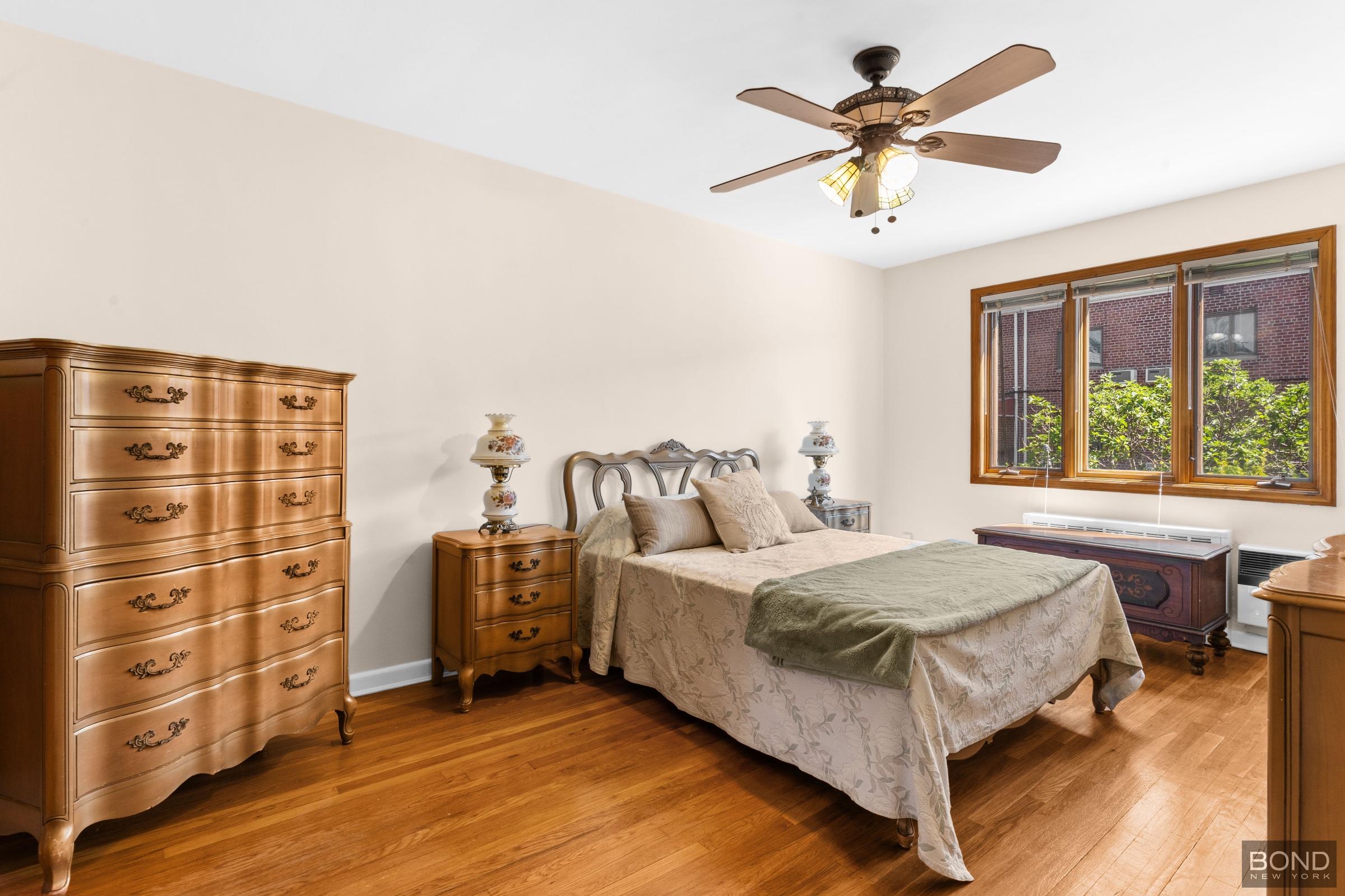 61-25 69th Place Middle Village Queens NY 11379