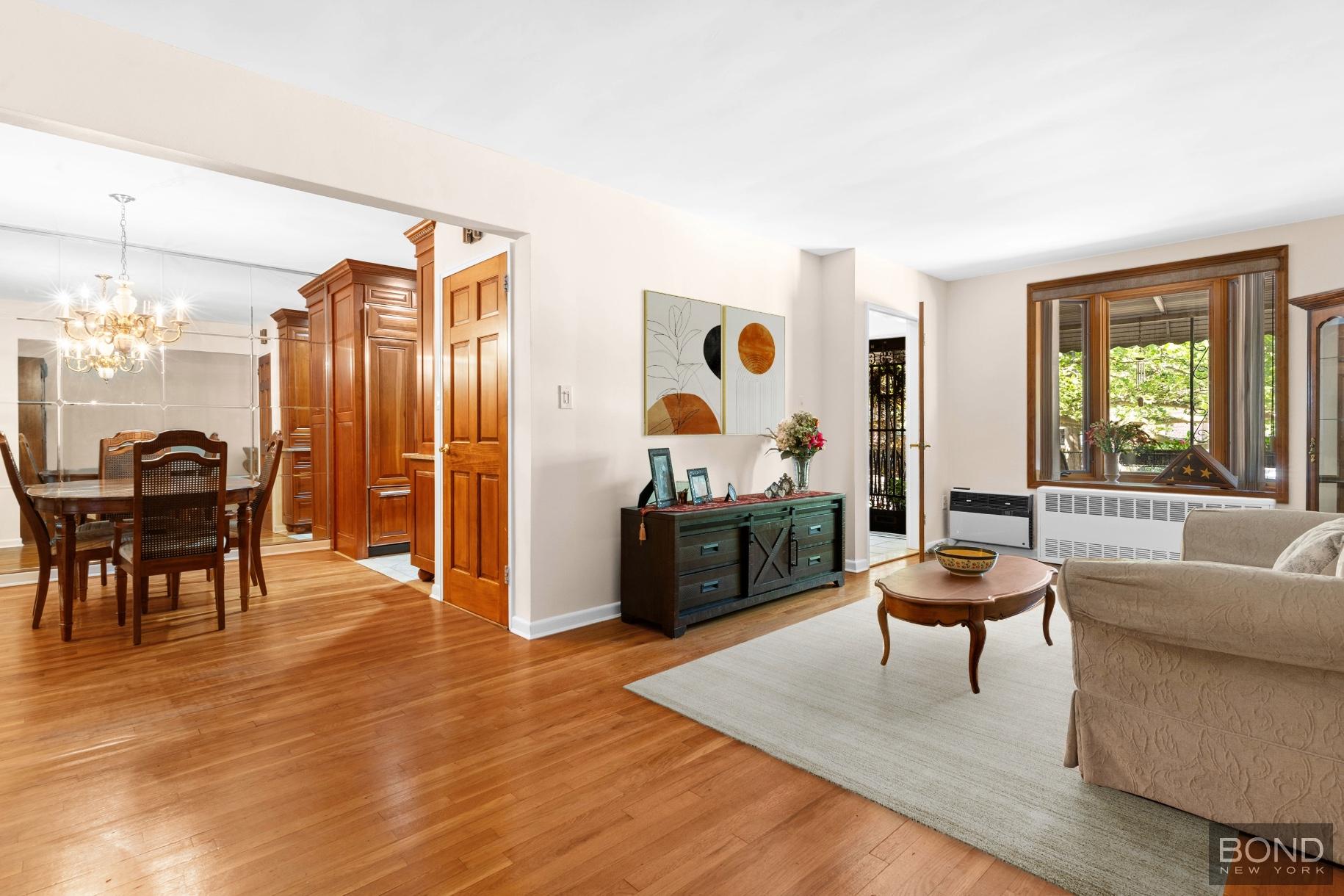 61-25 69th Place Middle Village Queens NY 11379