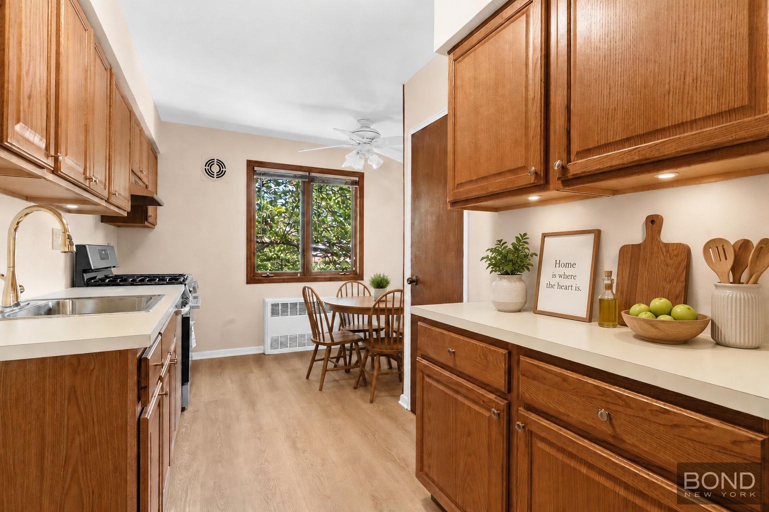 61-25 69th Place Middle Village Queens NY 11379