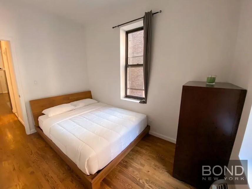 407 West 51st Street Clinton New York NY 10019
