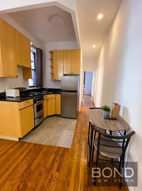 407 West 51st Street Clinton New York NY 10019