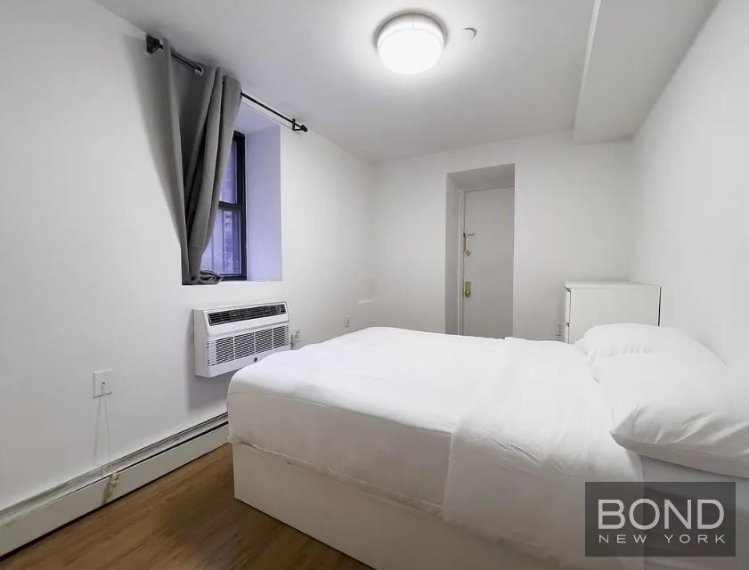 407 West 51st Street Clinton New York NY 10019
