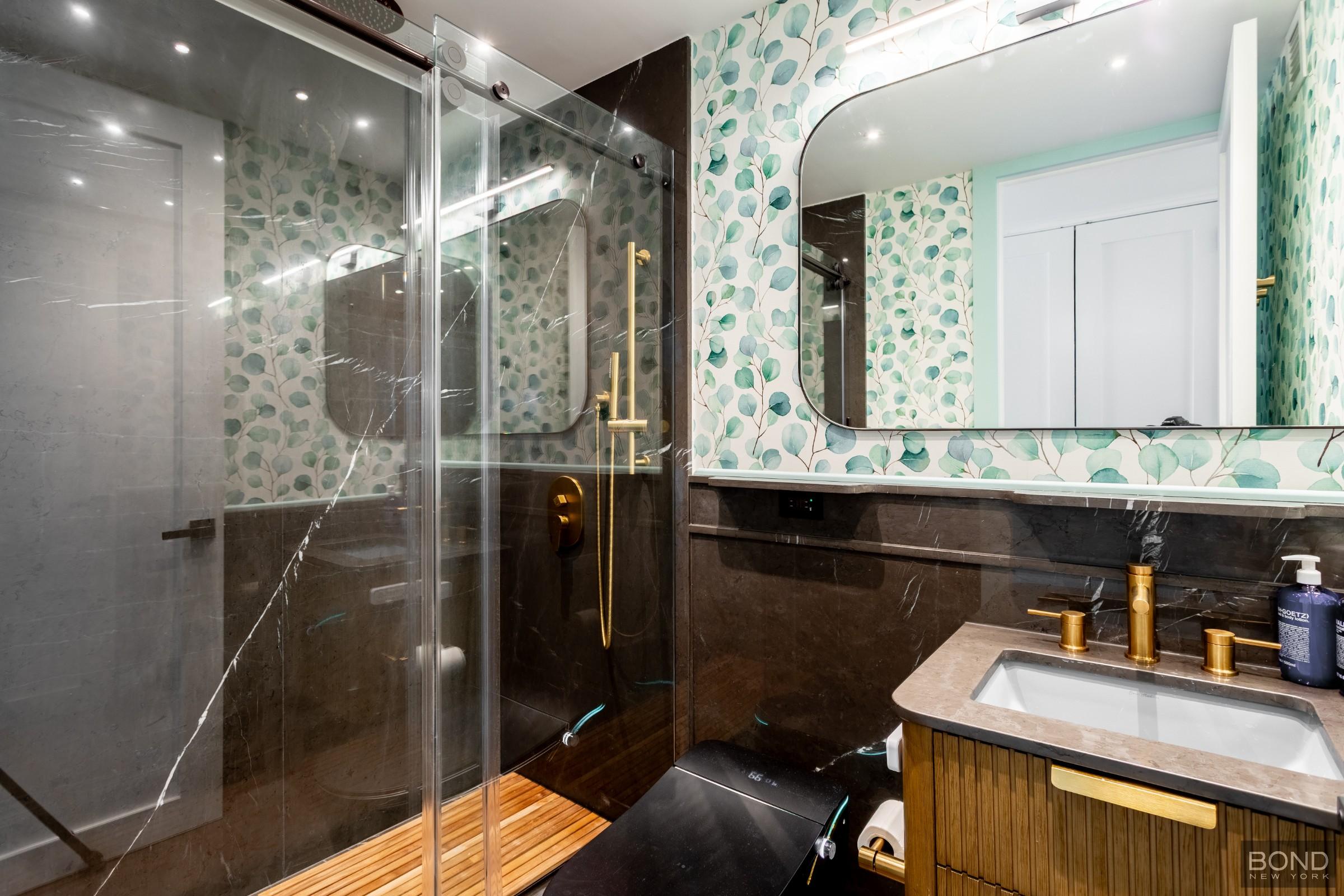 1 Irving Place PH22D Gramercy Park New York NY 10003