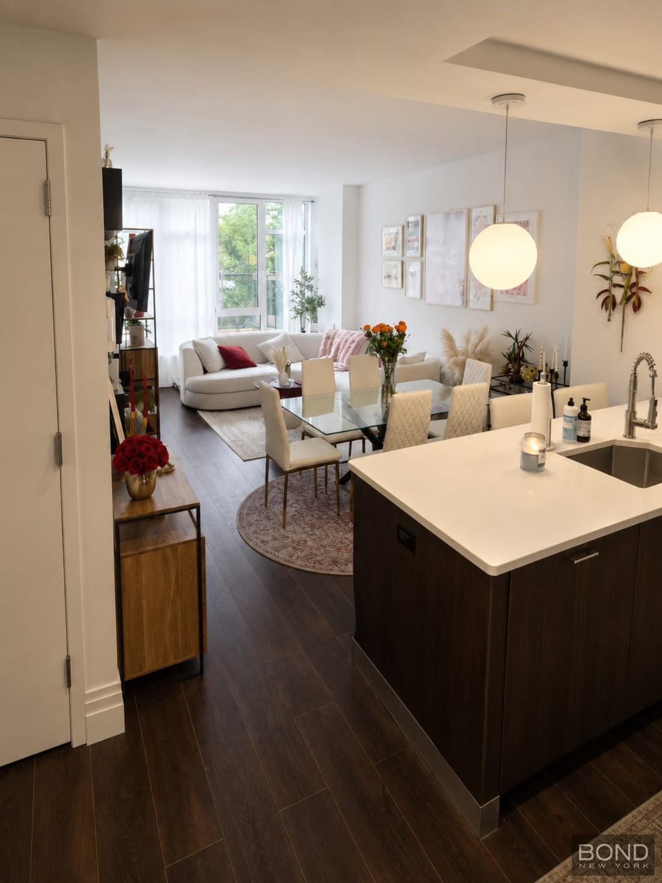 214 North 11th Street 2M Williamsburg Brooklyn NY 11211