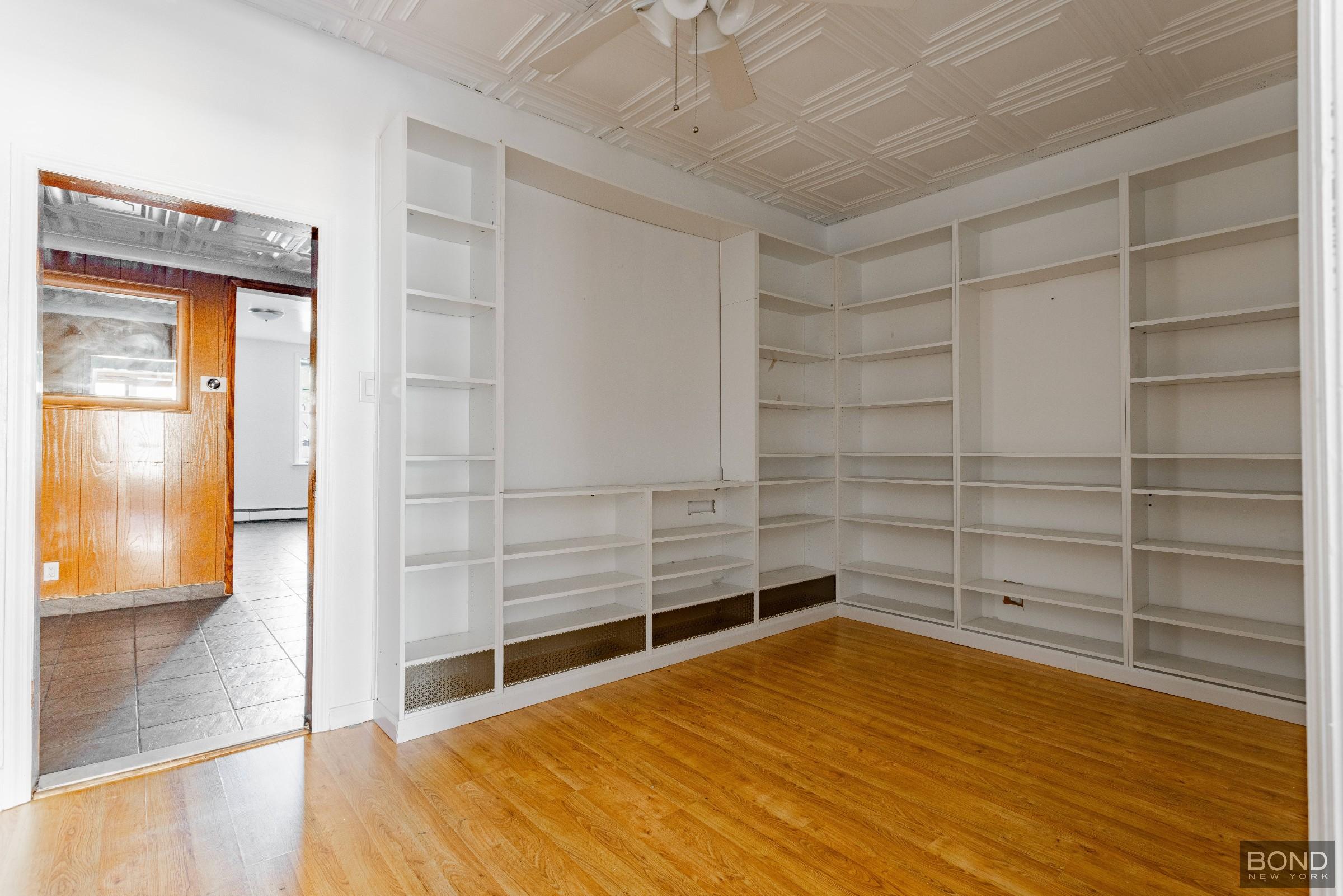 662 Metropolitan Avenue Williamsburg Brooklyn NY 11211