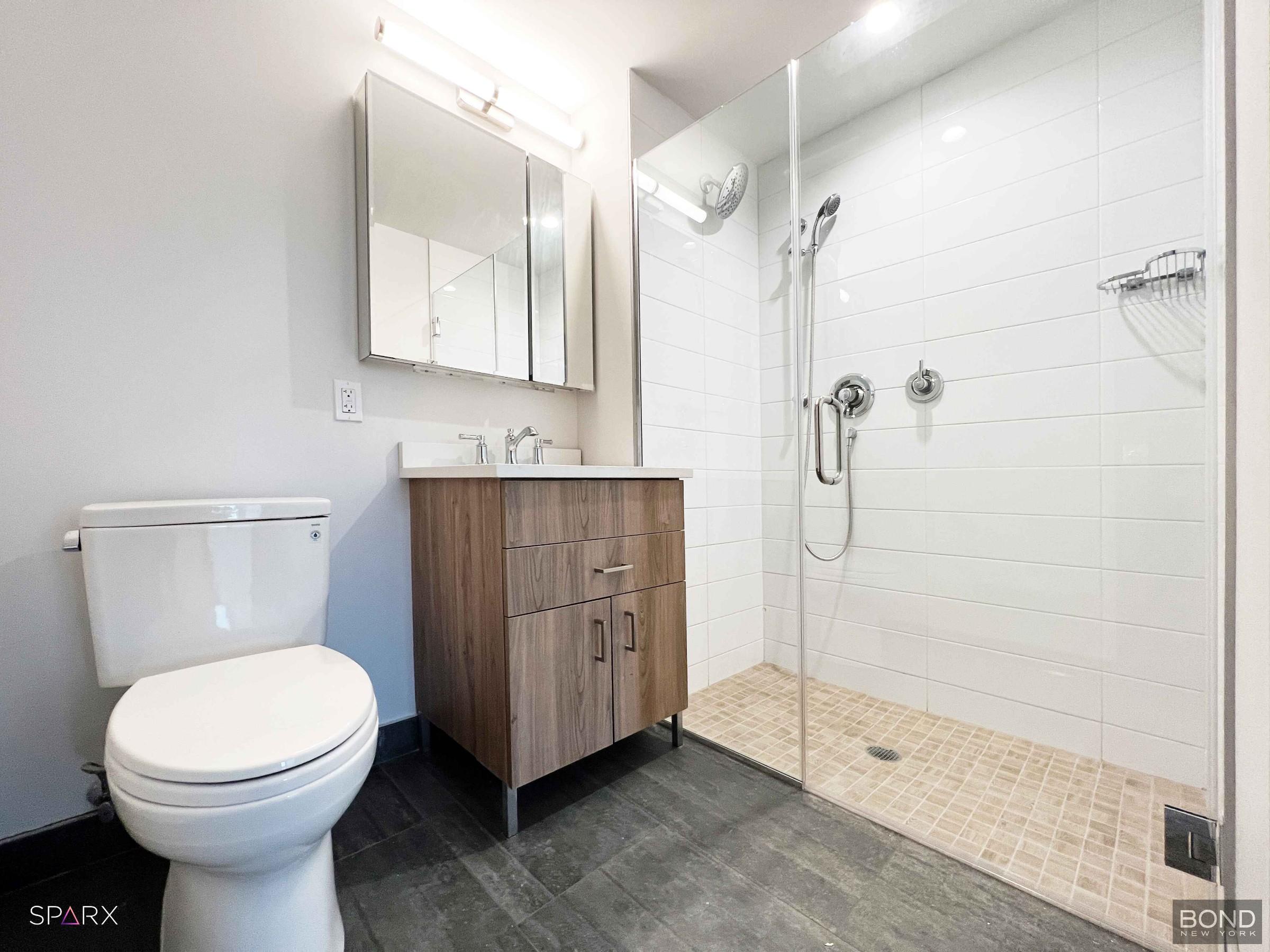 188-11 Hillside Avenue 314 Holliswood Queens NY 11423