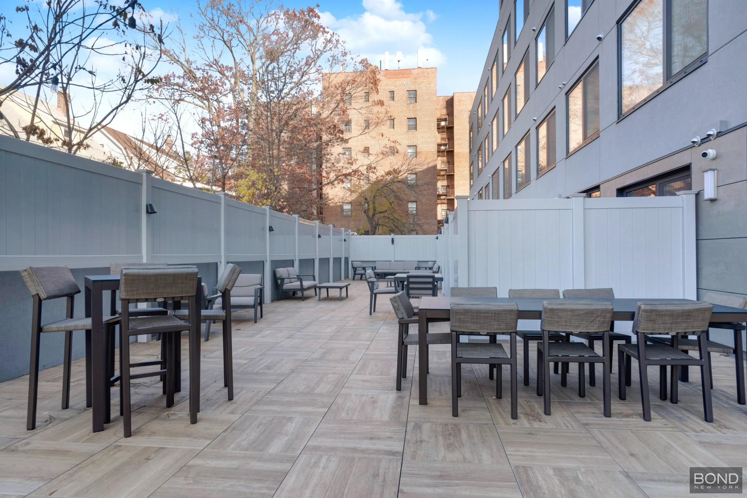 188-11 Hillside Avenue 314 Holliswood Queens NY 11423