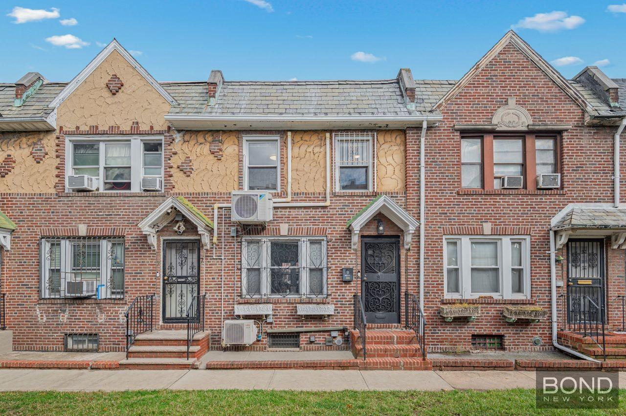 9 Palm Court Crown Heights Brooklyn NY 11225