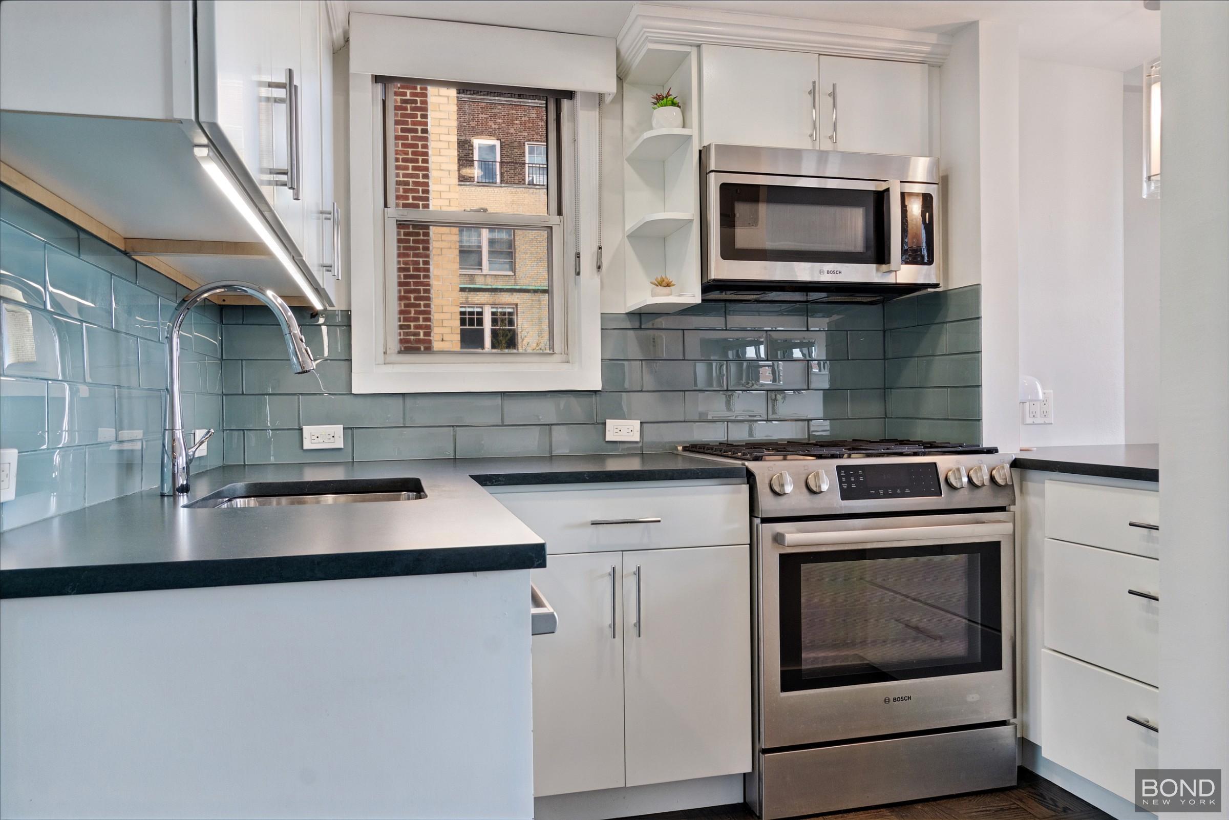 14 Horatio Street 16J W. Greenwich Village New York NY 10014