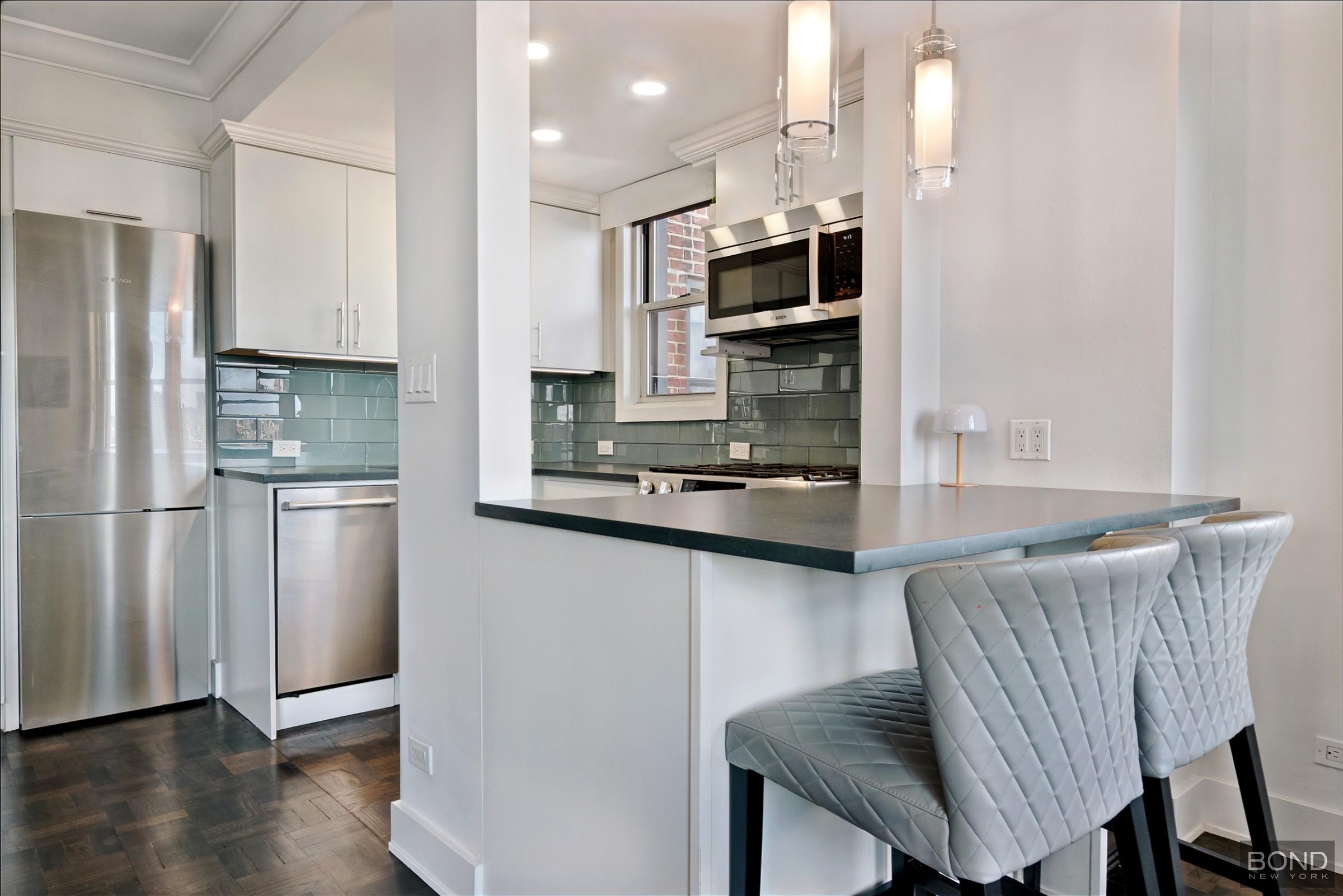 14 Horatio Street 16J W. Greenwich Village New York NY 10014