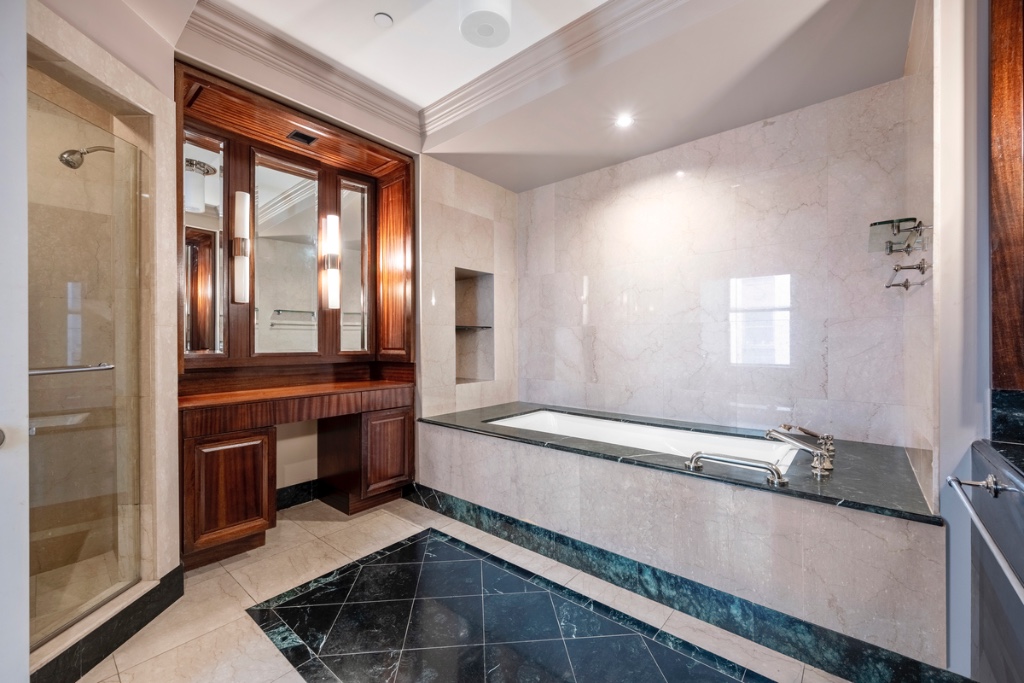 55 Wall Street, #720