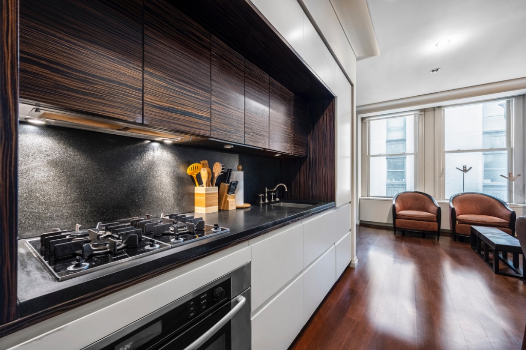 55 Wall Street, #720
