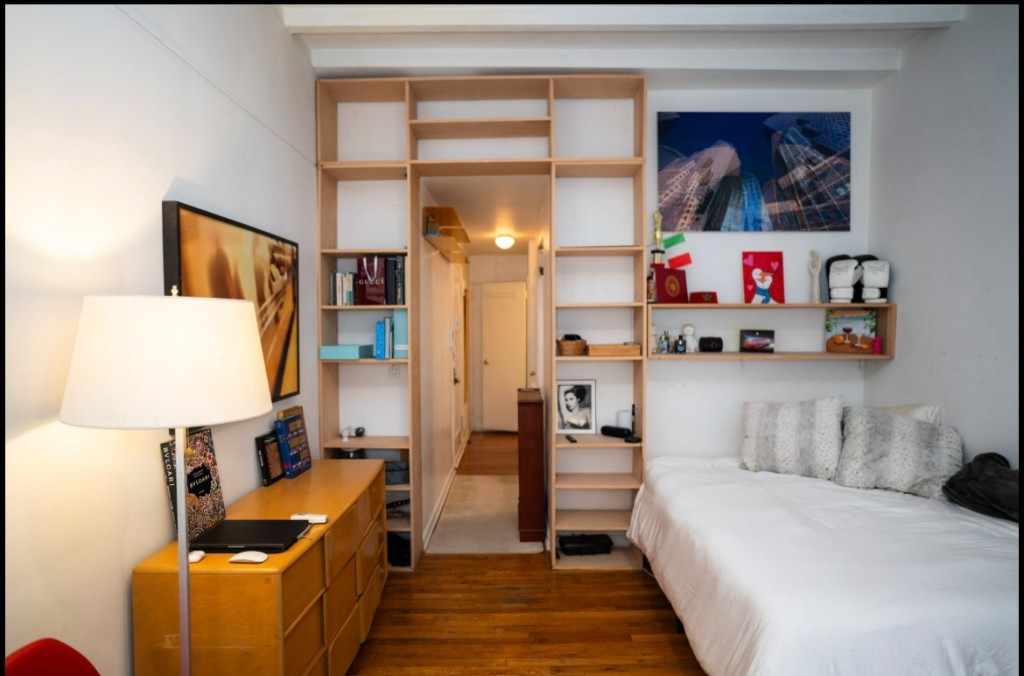 431 West 54th Street 5D Clinton New York NY 10019