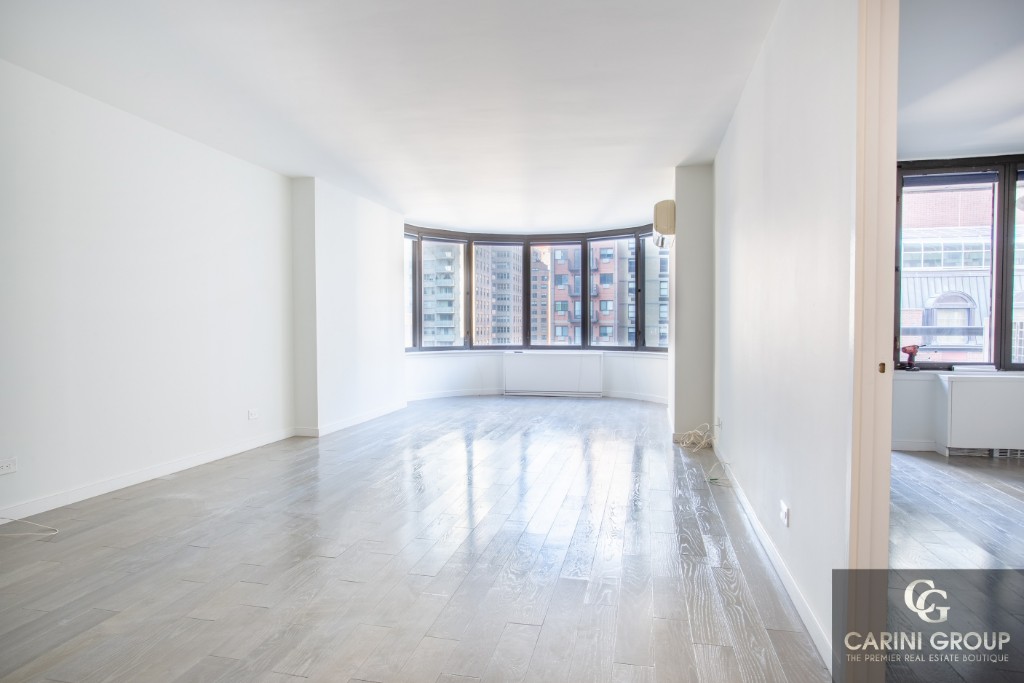 330 East 38th Street Murray Hill New York NY 10016