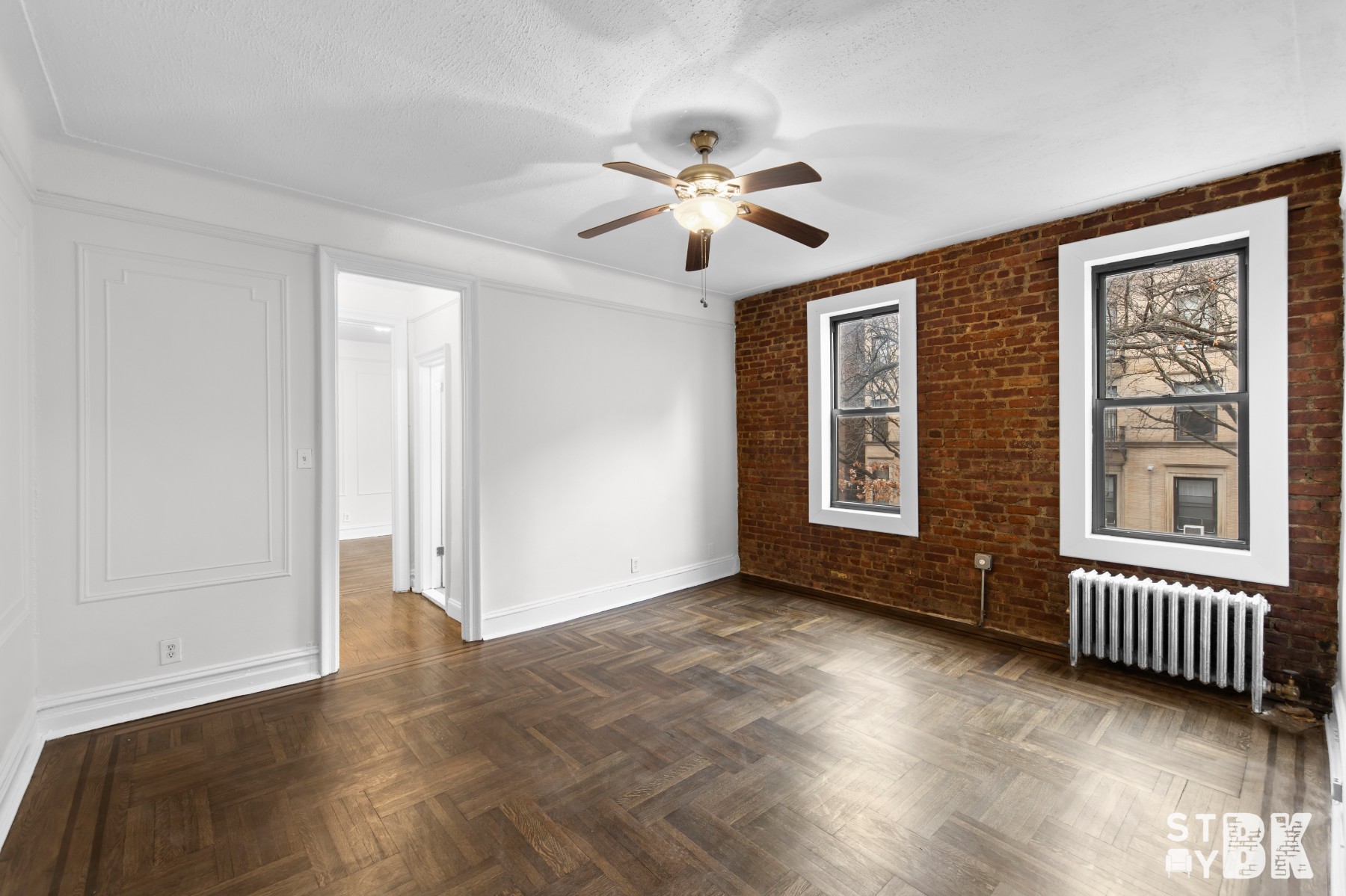 400 Clinton Avenue, Brooklyn, NY - 4,500 USD/ month